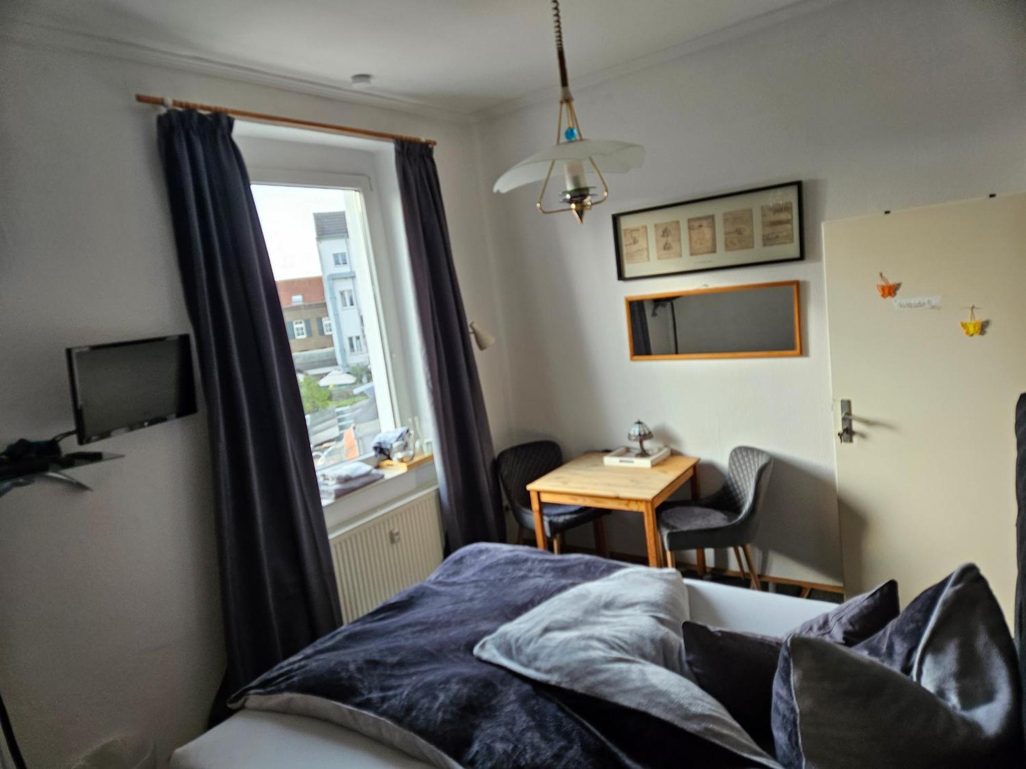 Koeln Vermietung Schwermer Exterior foto